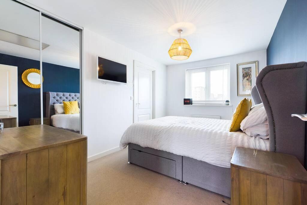 Chic Centre With Allocated Parking Apartment *